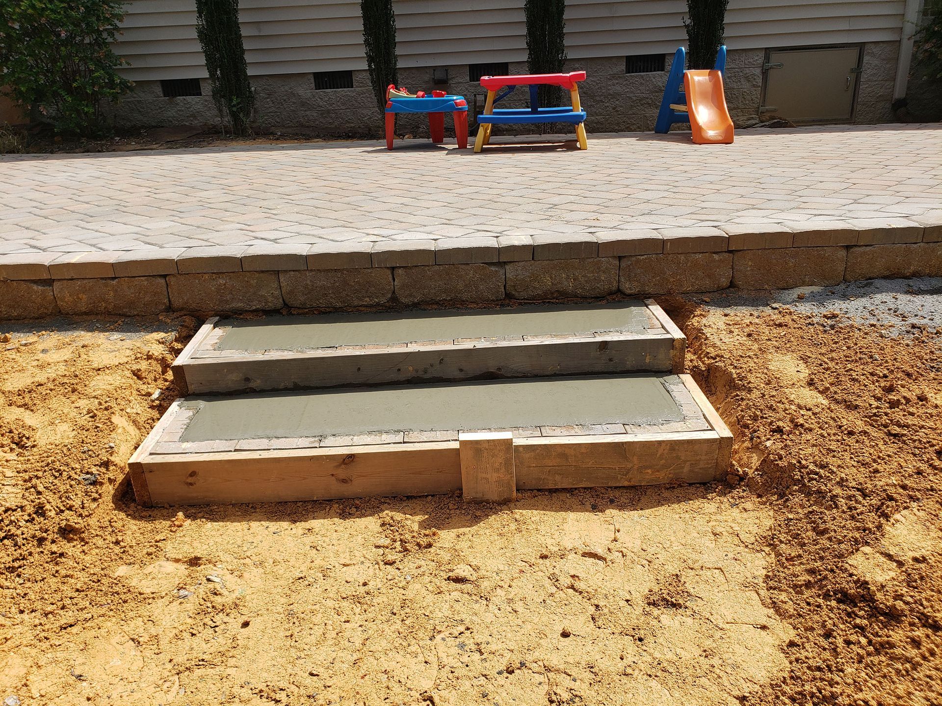 A concrete staircase