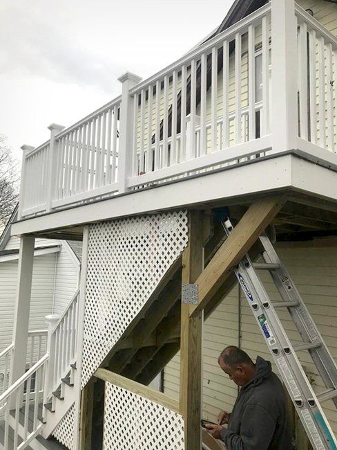 Deck stairs