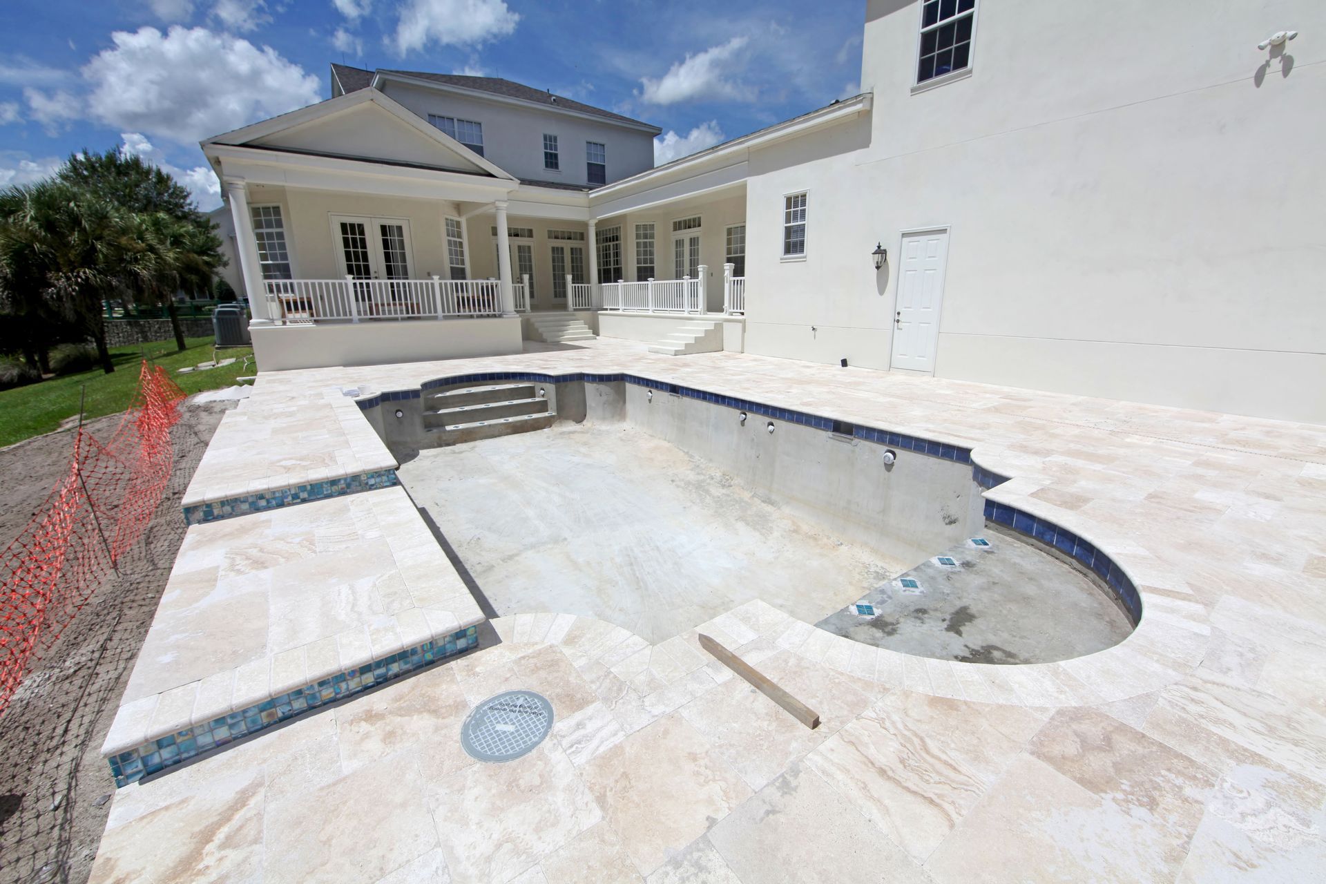 swimming pool contractor