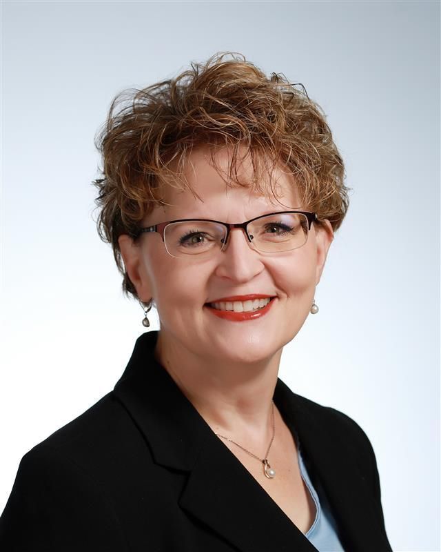 Photo of Chistine Duncan