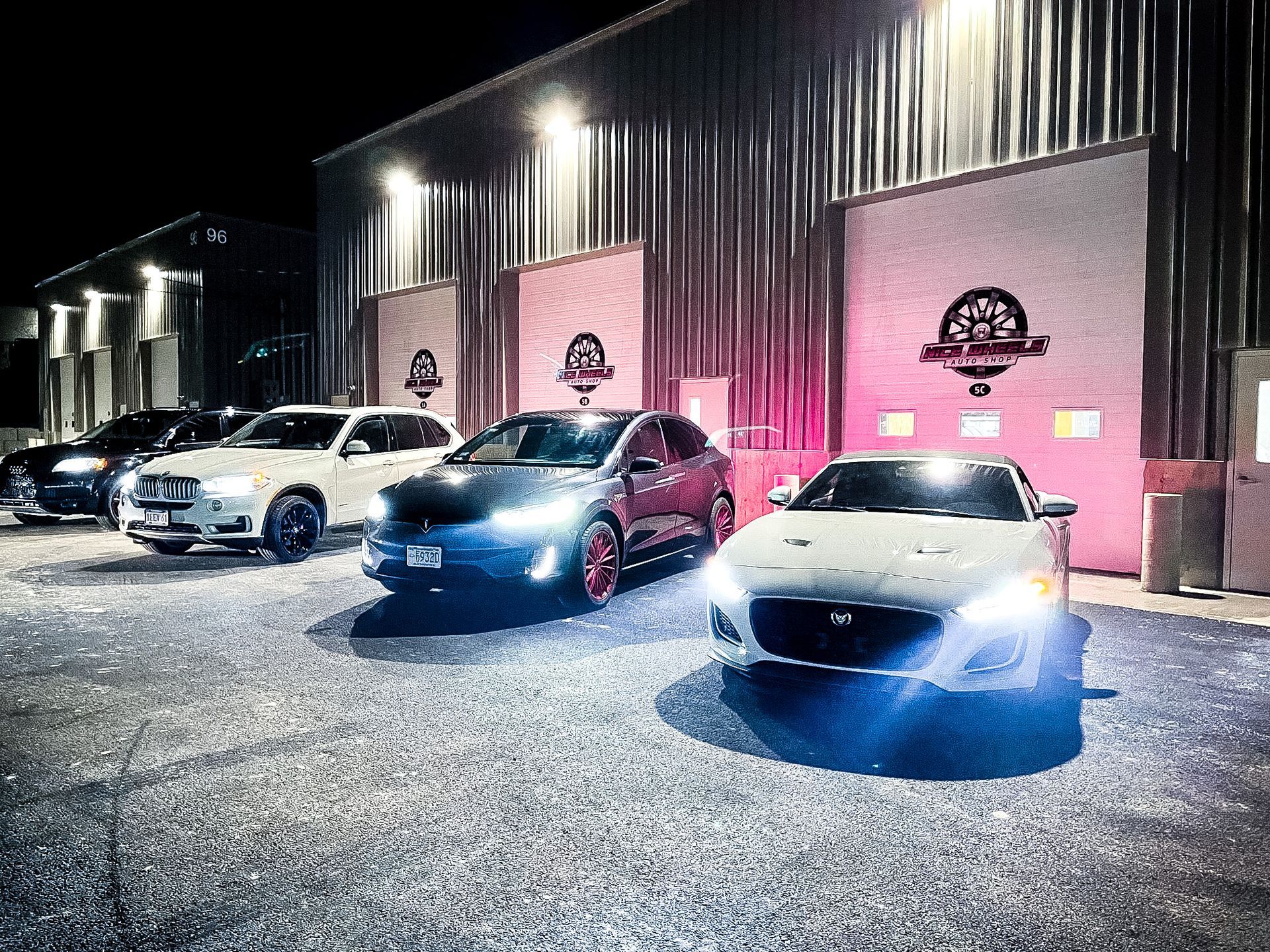 Cars outside of the auto shop