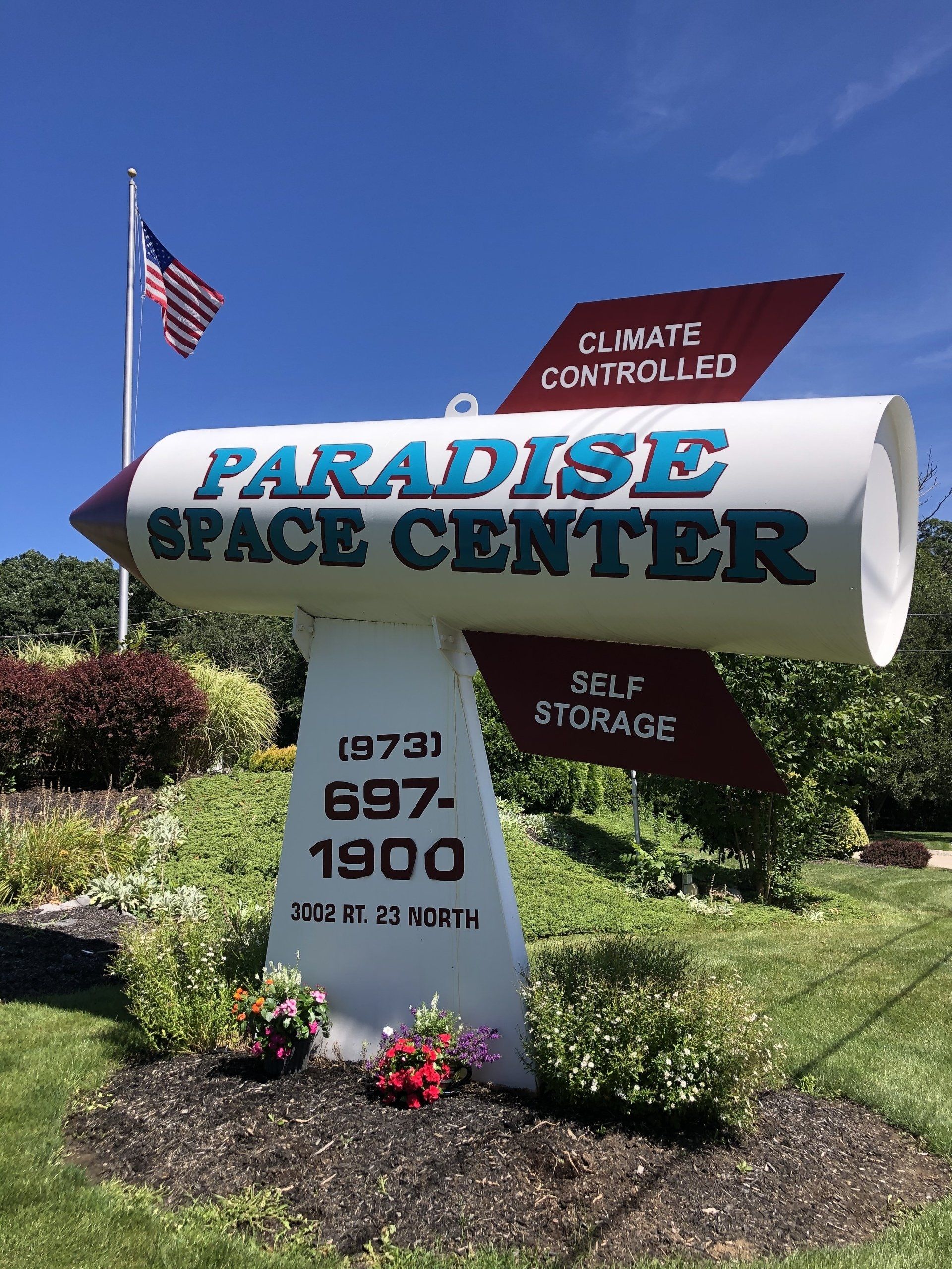 Paradise space center signage