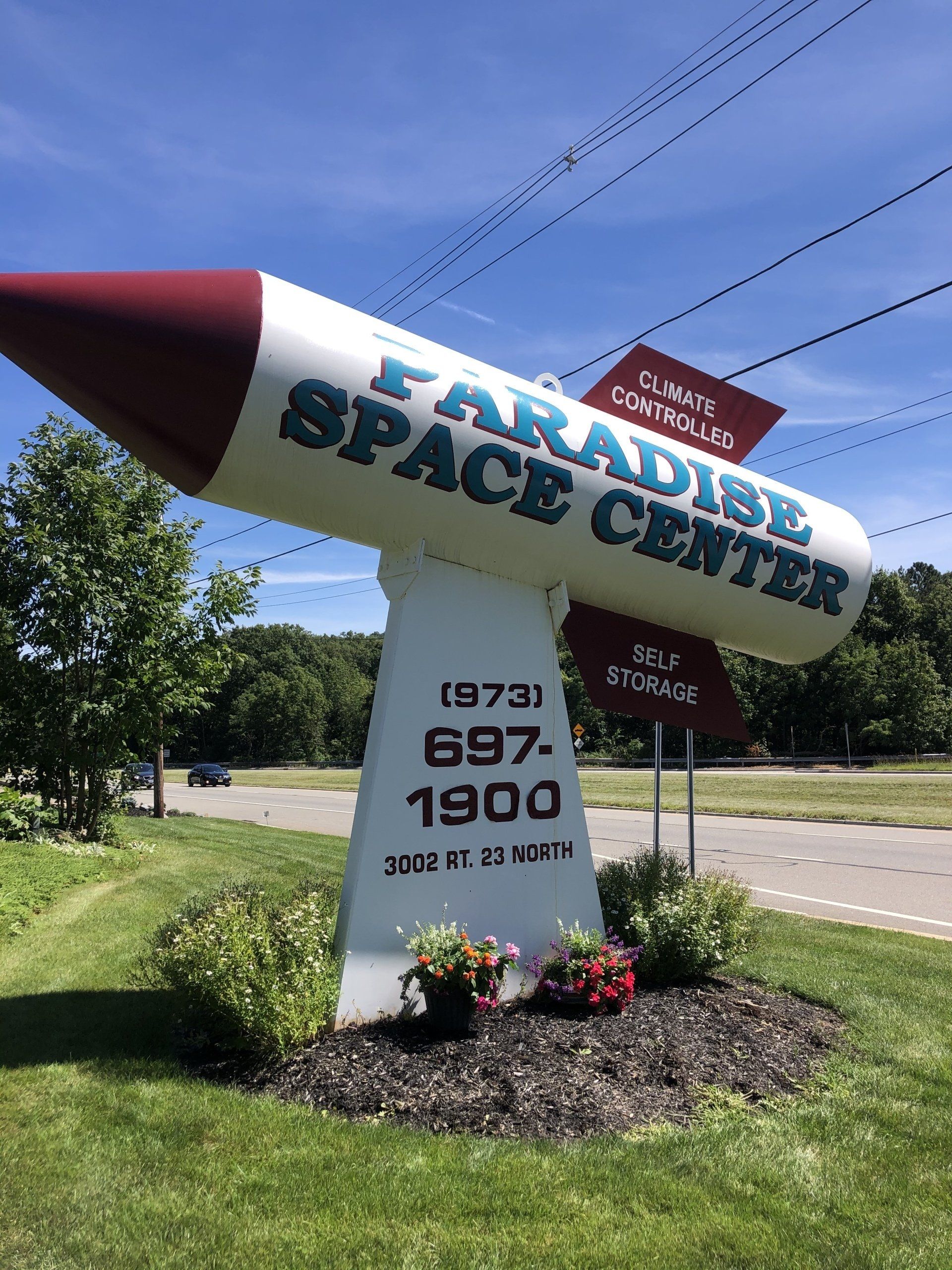 Paradise space center signage