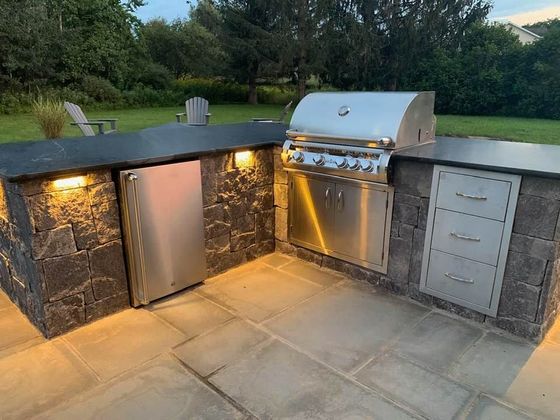 Outdoor kitchen