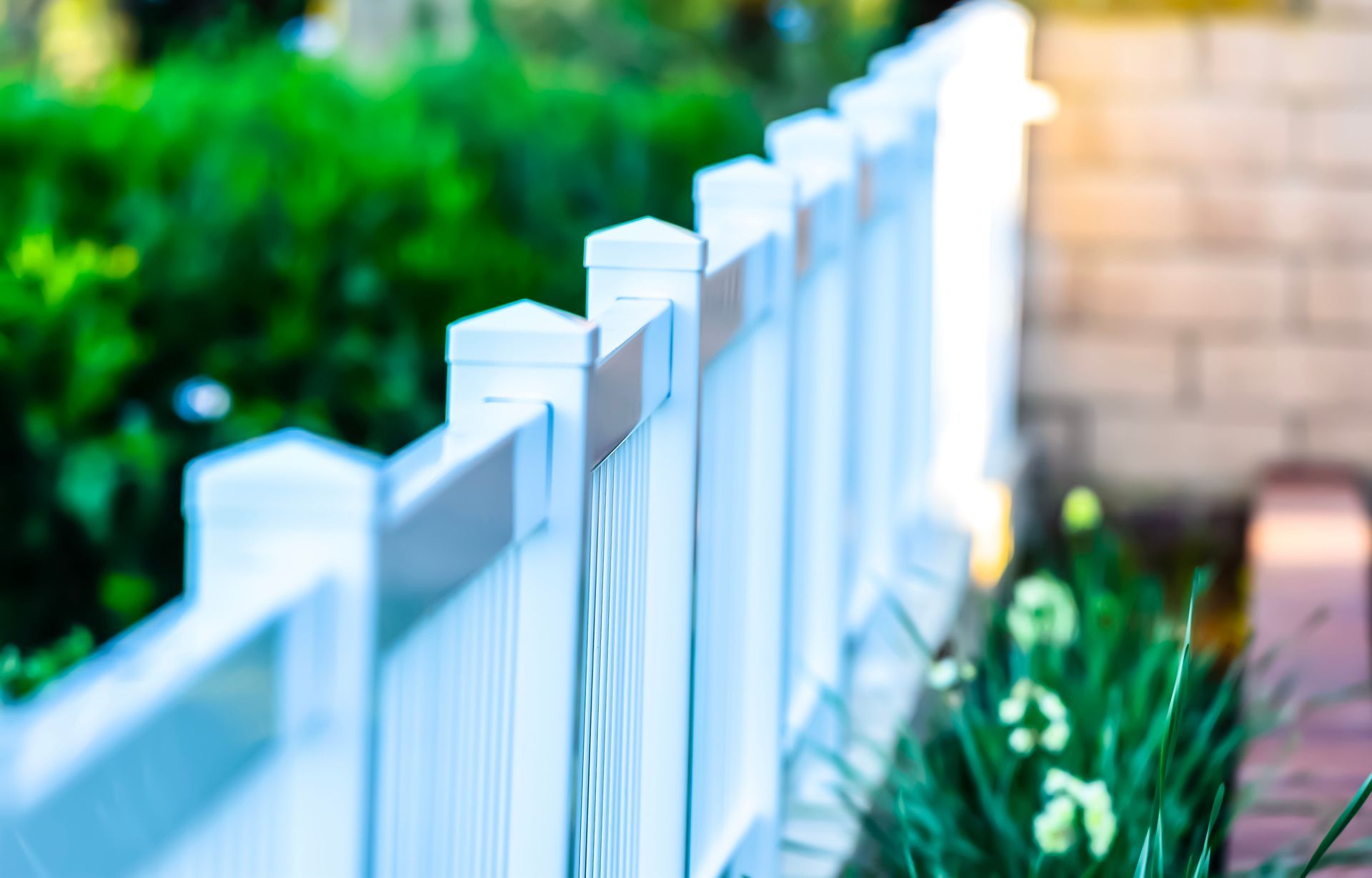 vinyl privacy fences