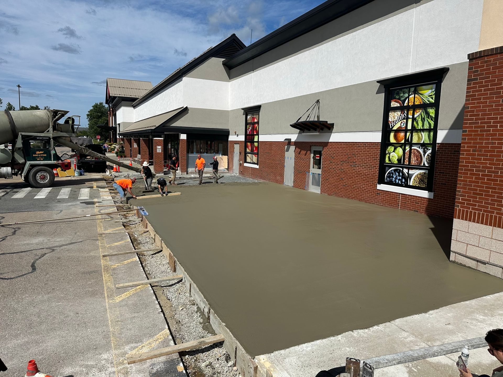 Concrete sidewalk removal and replacement