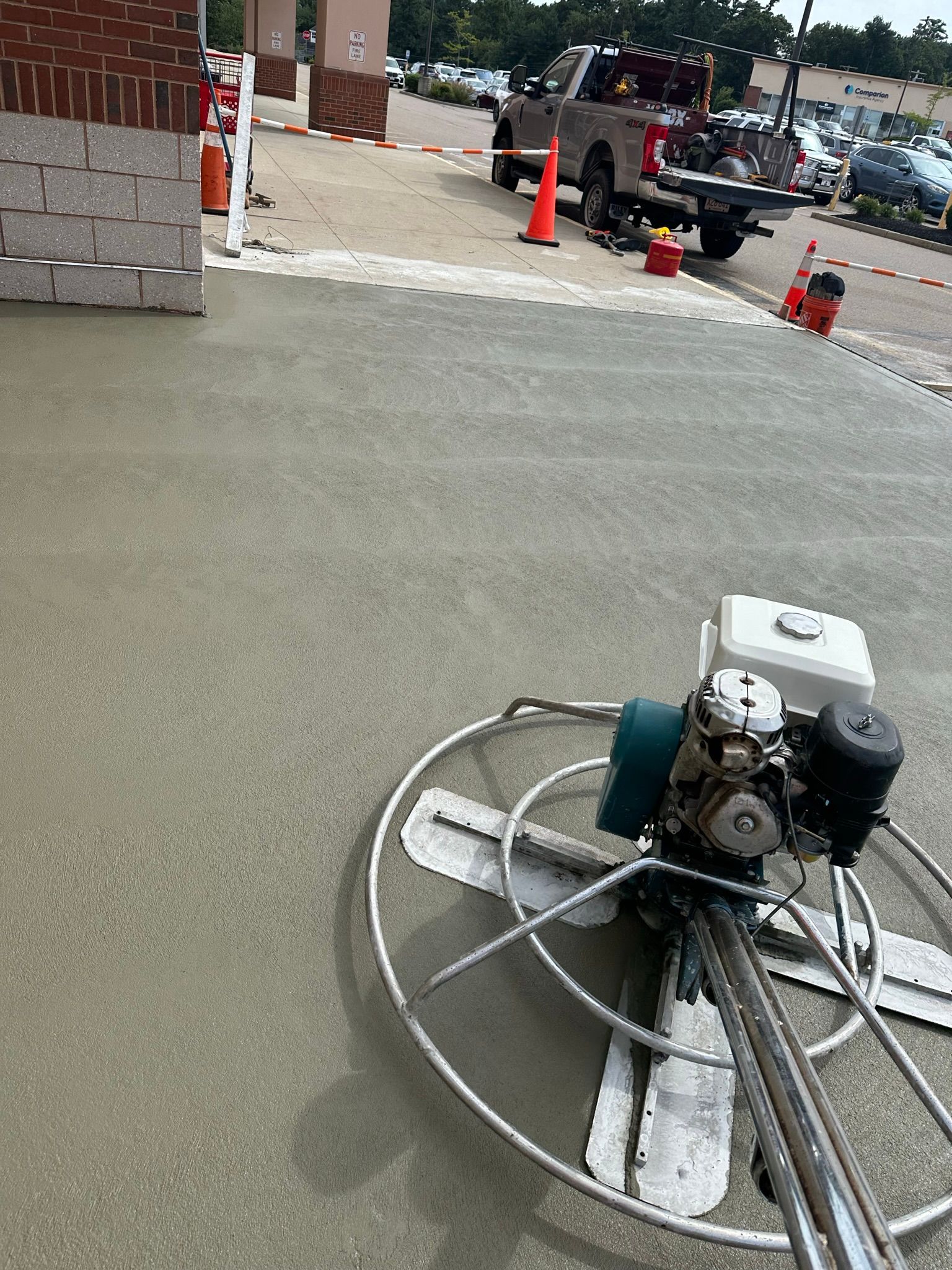 Concrete sidewalk removal and replacement