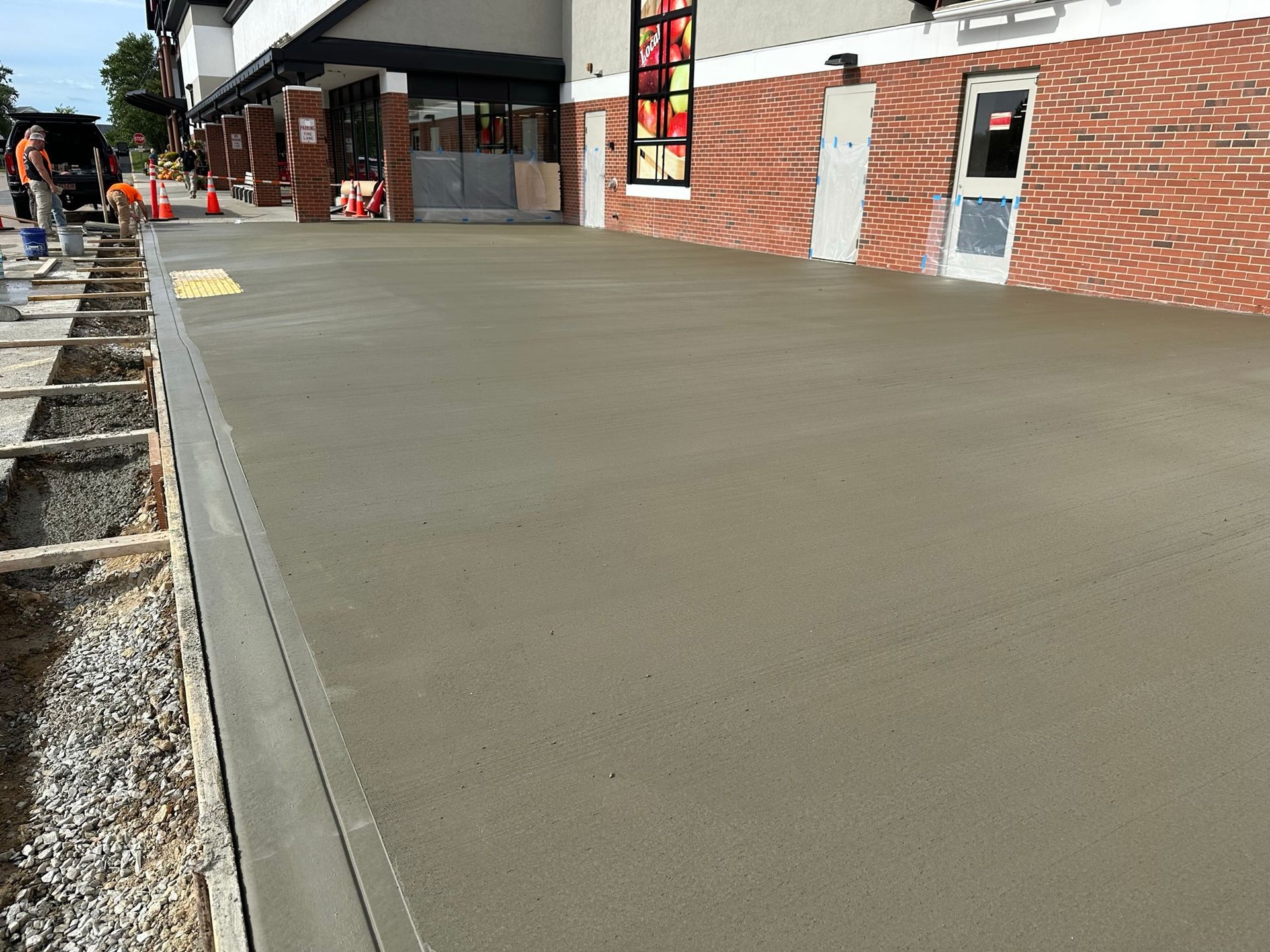 Concrete sidewalk removal and replacement