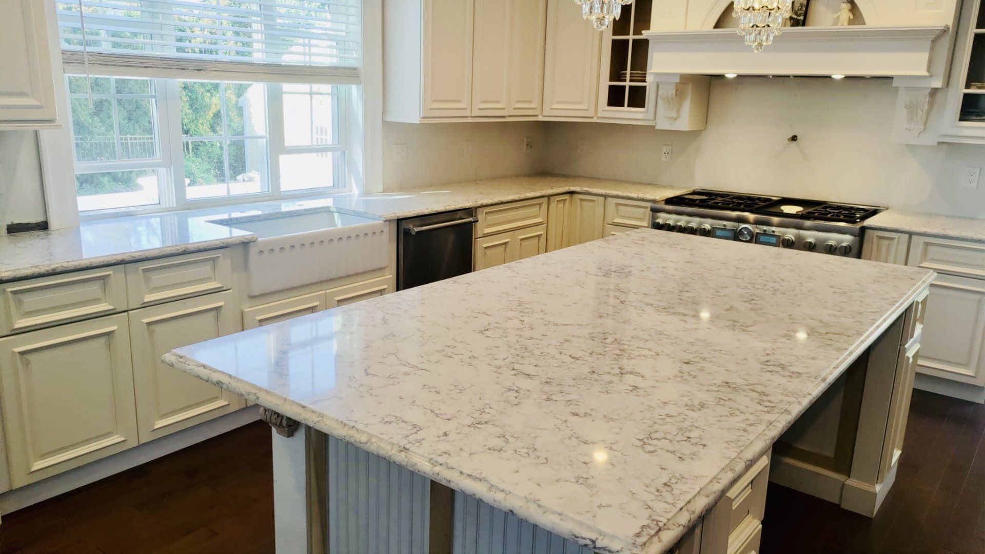 glossy kitchen countertop