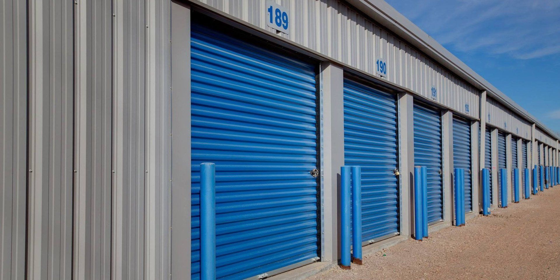 Storage unit building, self storage, kearney storage unit, drive up storage