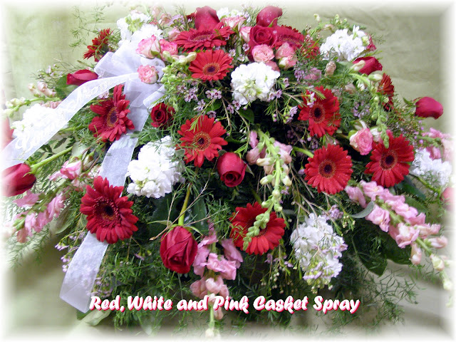 Casket-Spray-in-Red-and-White
