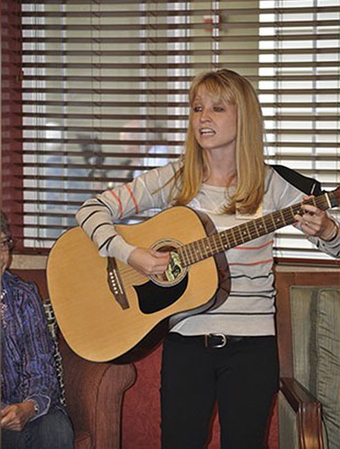 island-city-assisted-living-gallery-09