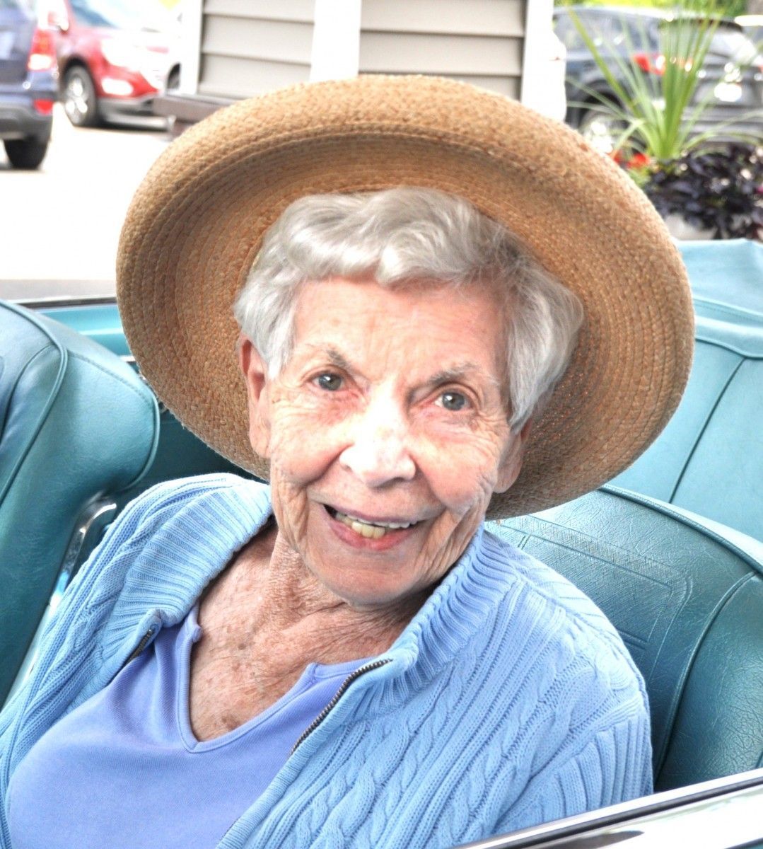 island-city-assisted-living-gallery-01