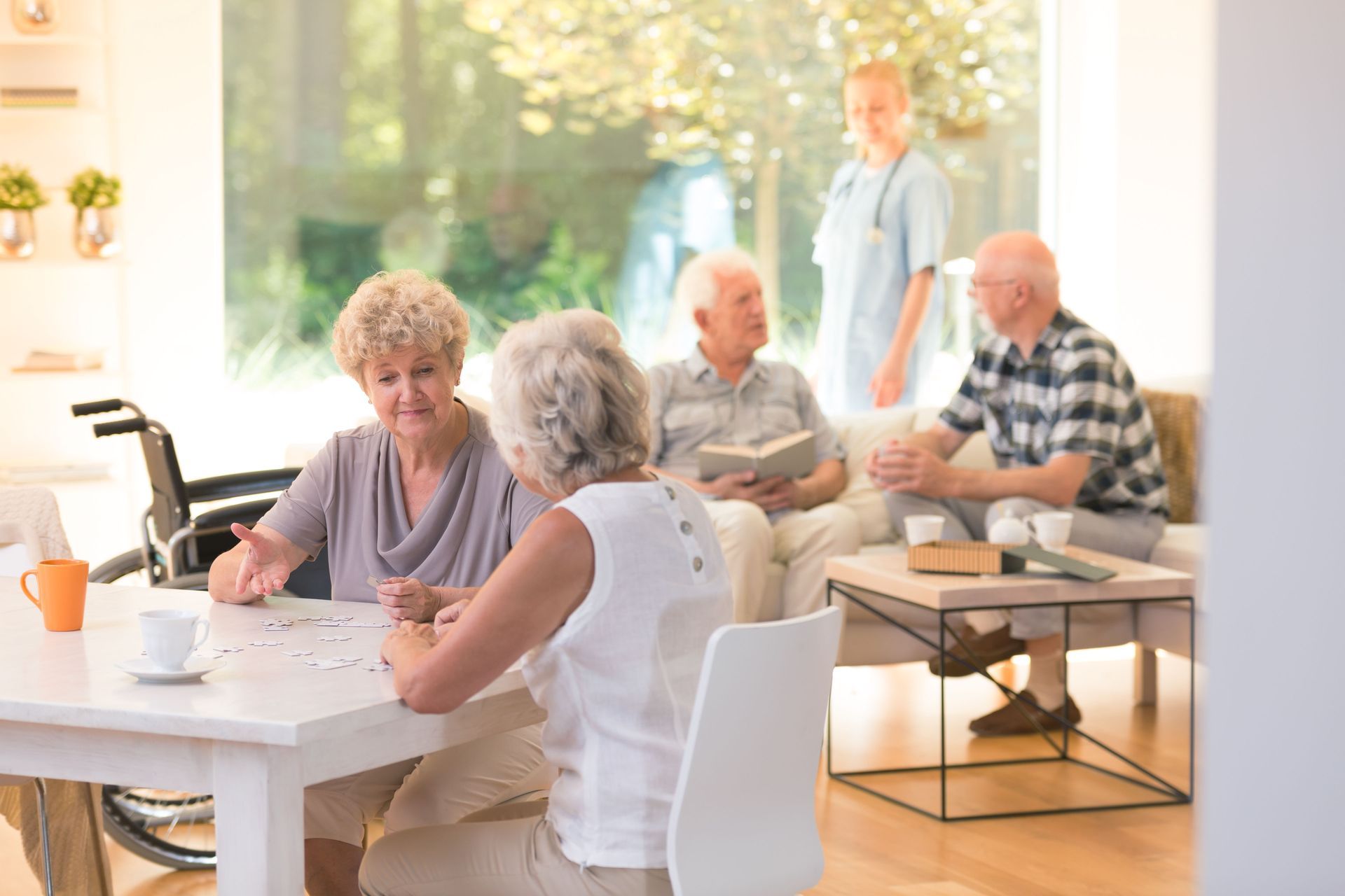 4 Essential Benefits of an Assisted Living Community