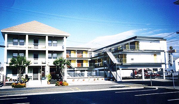 sunflower-beach-club