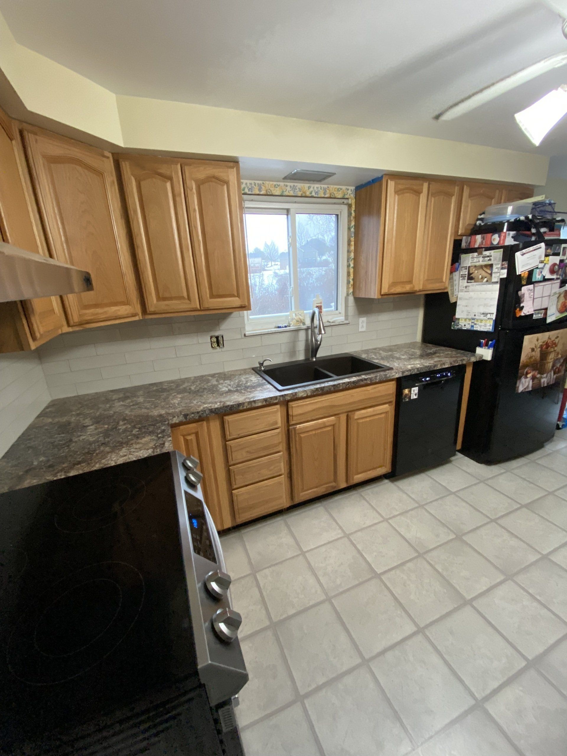 Ceramic tile flooring design