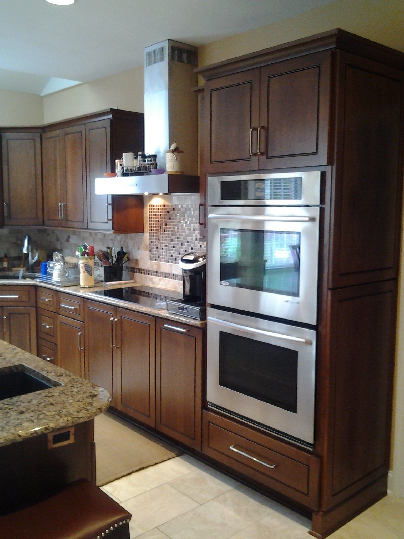 wood kitchen cabinet