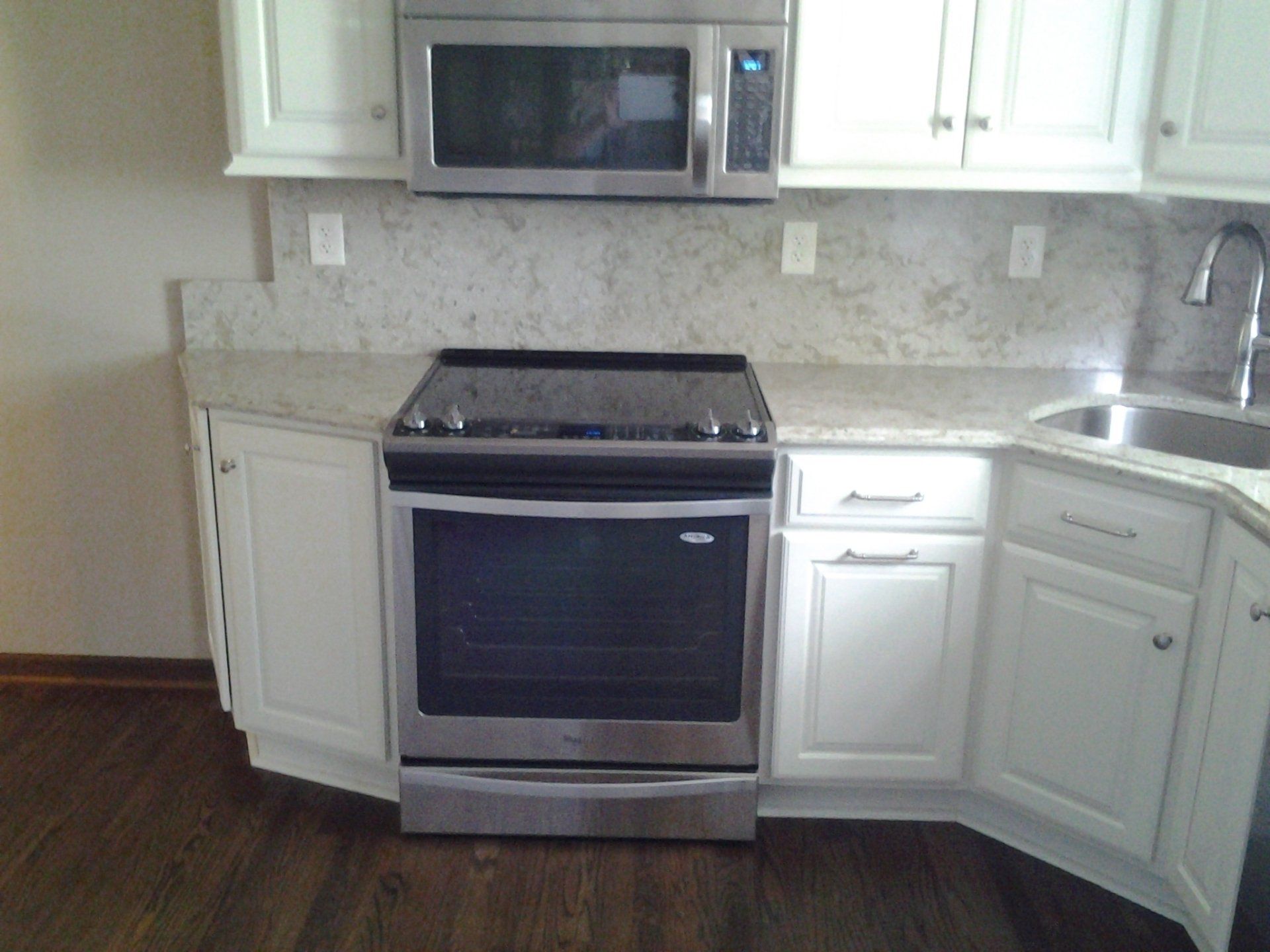 white kitchen design