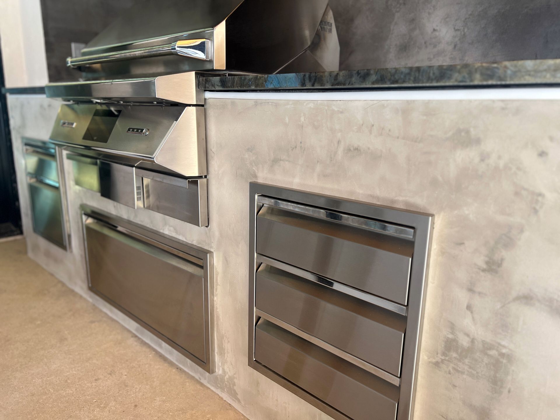 Grill Station, Decorative Concrete
