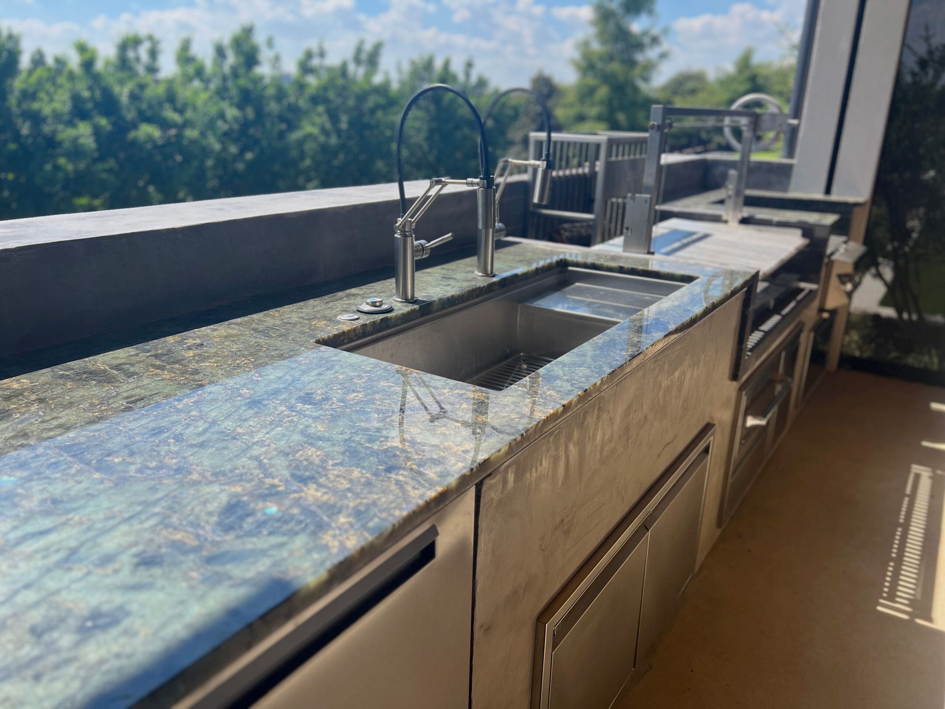 Grill Station, Lemurian Granite, Gaucho Grill