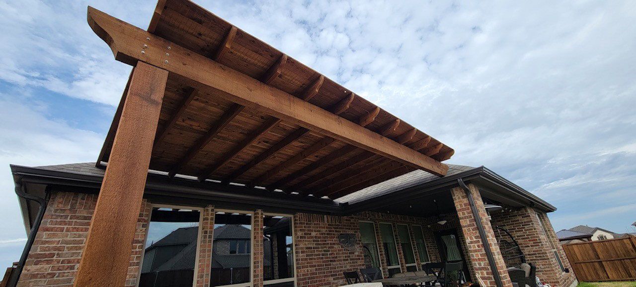 TRADITIONAL PERGOLA W/ HERCULES ROOF