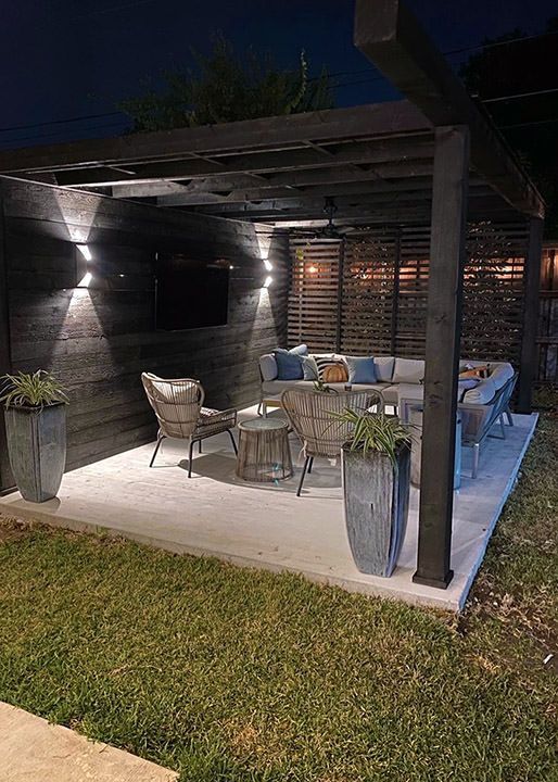 MODERN PERGOLA, FREE STANDING, POLYCARBONATE ROOF