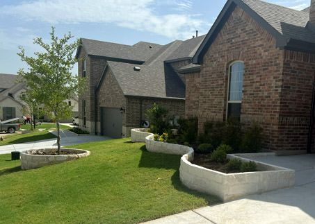 AUSTING STONE PLANTER BORDER
