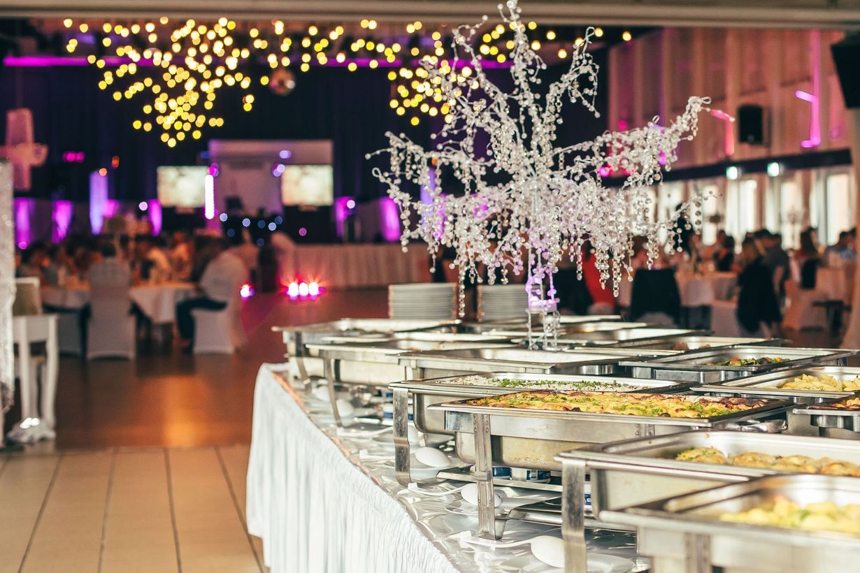 Guy's Party Center