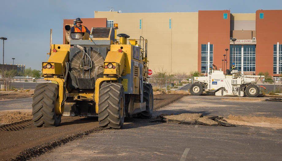 Asphalt Paving Service