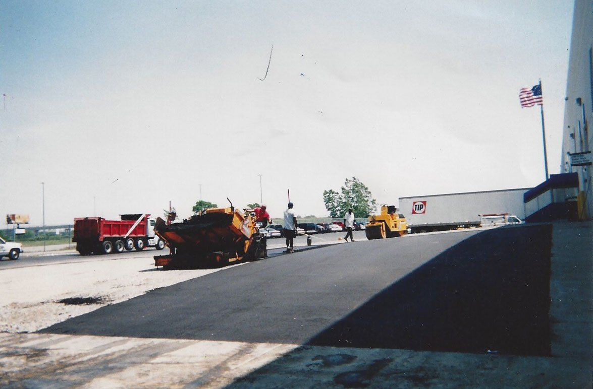 Asphalt Paving Service