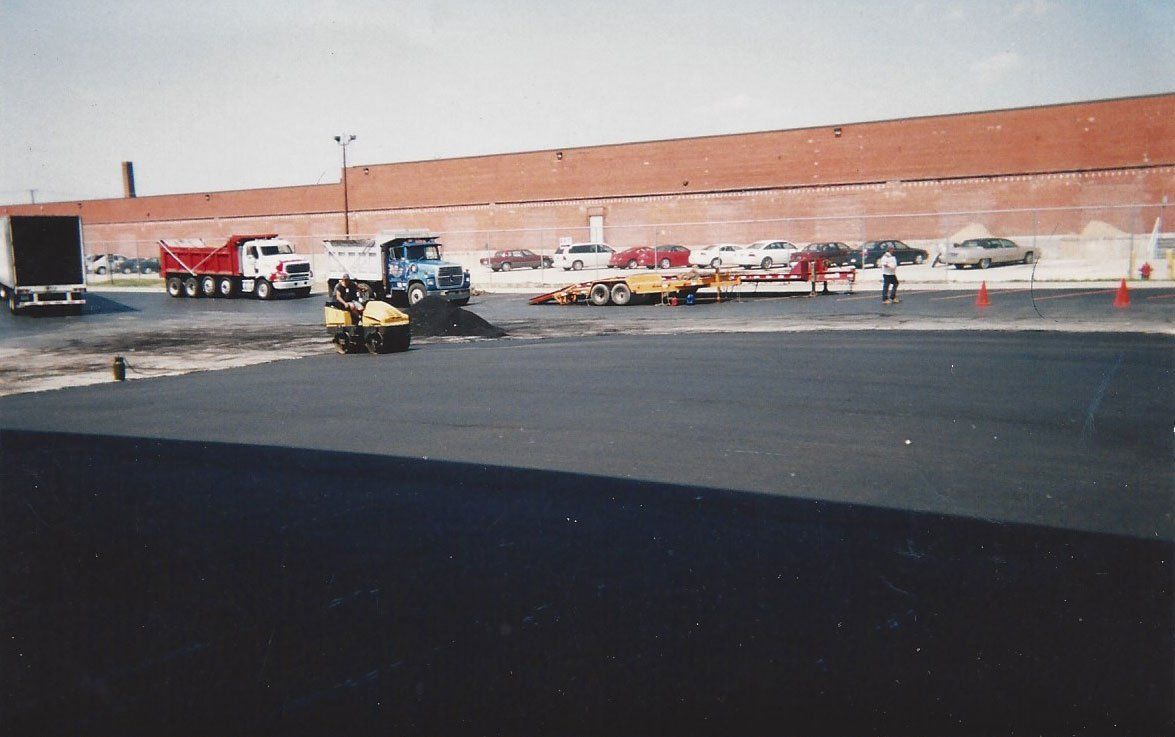 Asphalt Paving Service