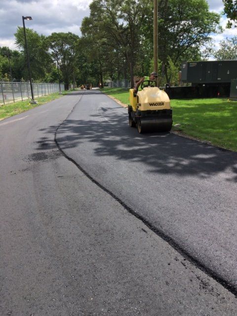 Asphalt Paving Service