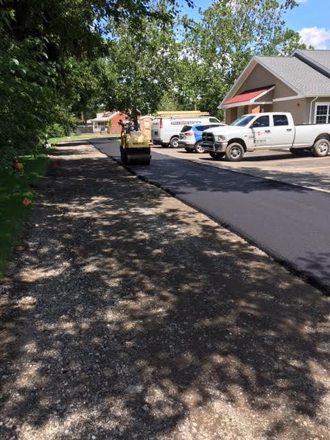Asphalt Paving Service