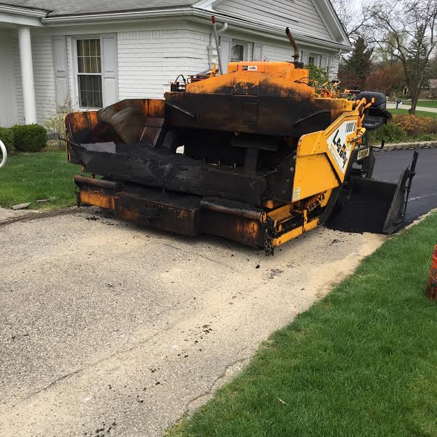 Asphalt Paving Serving