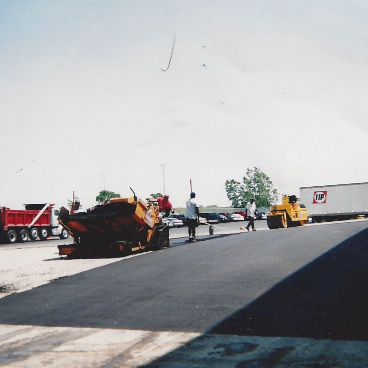 Asphalt Paving Serving