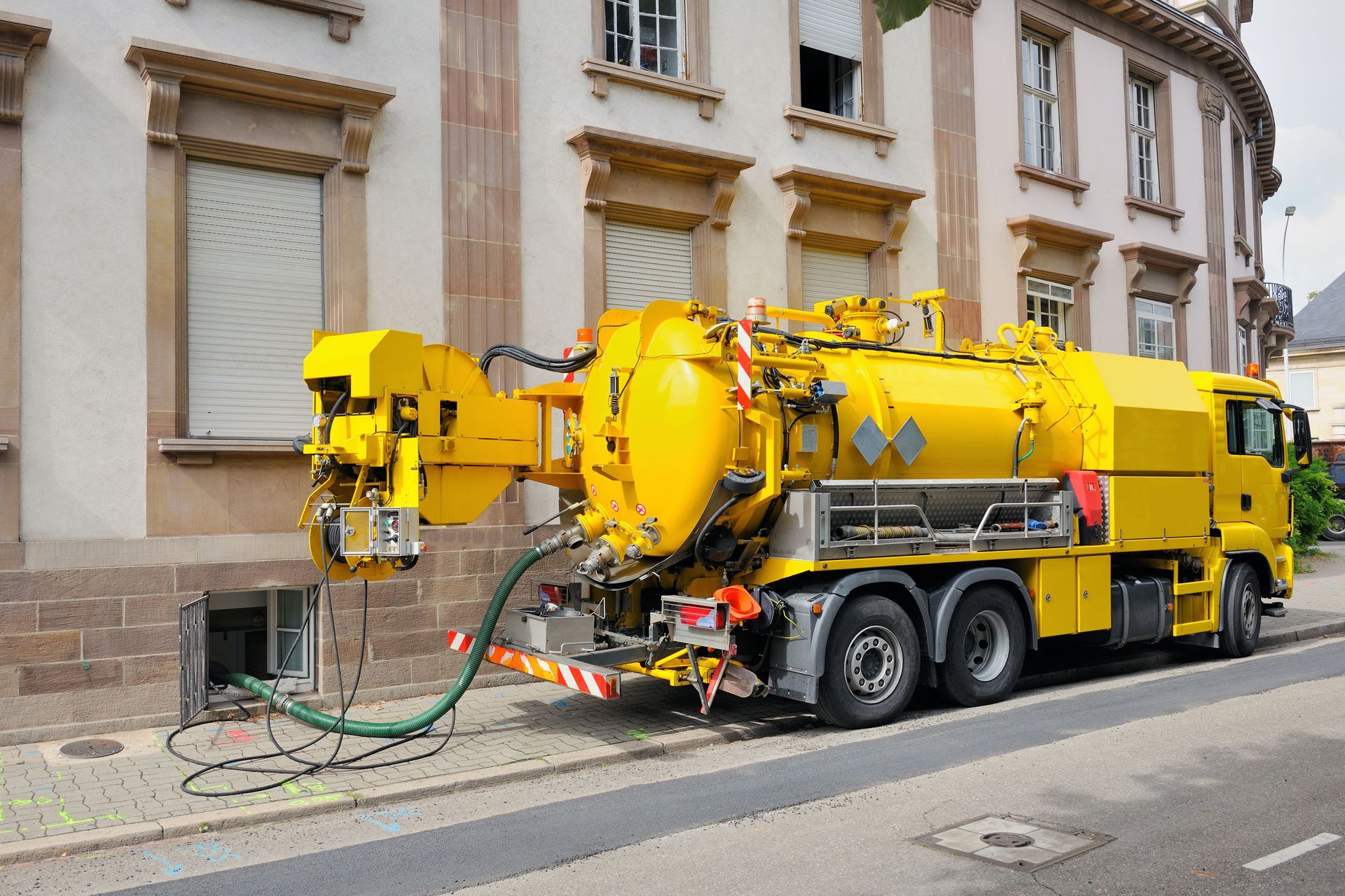 septic pumping