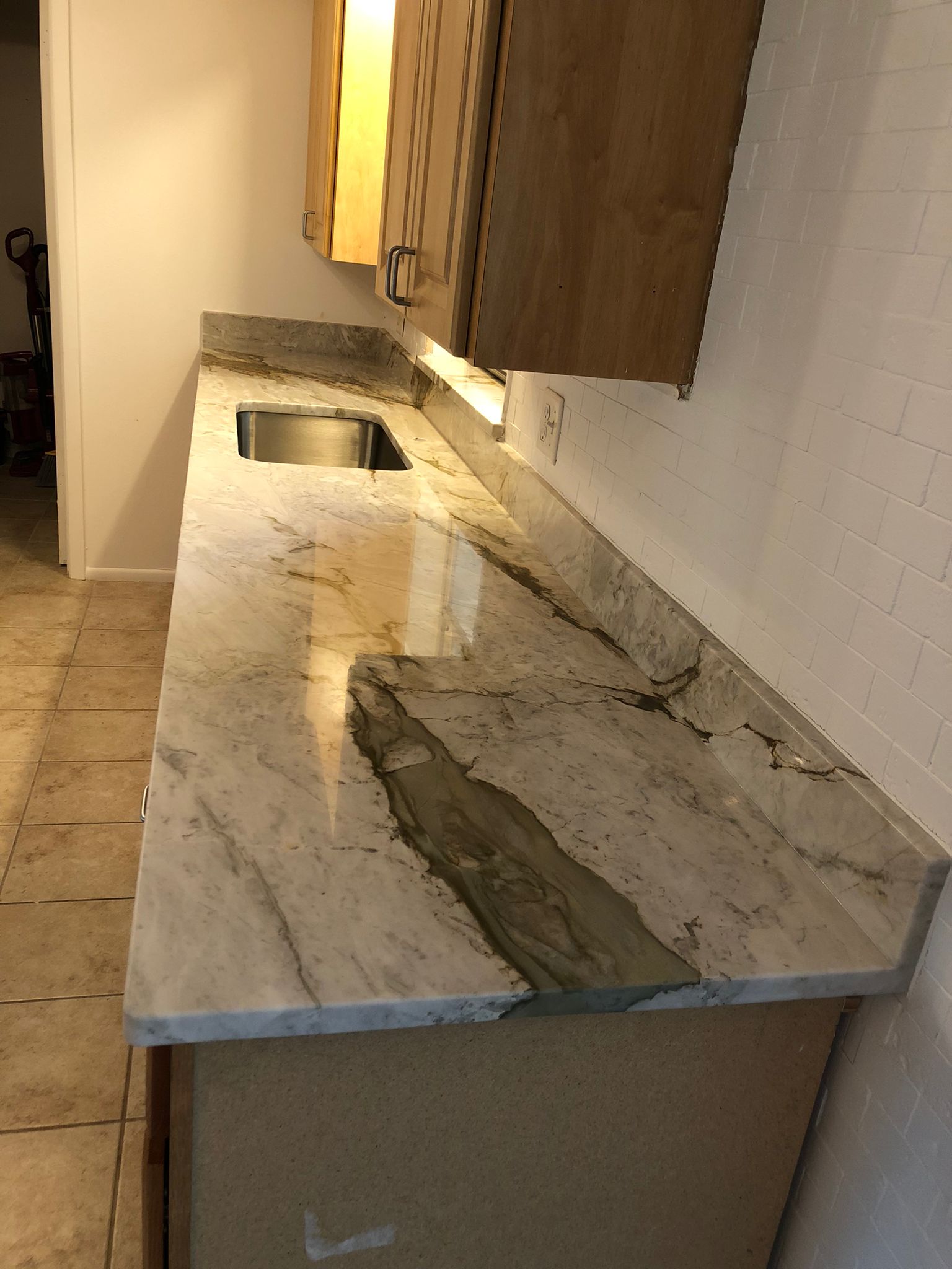 White Kitchen Countertop