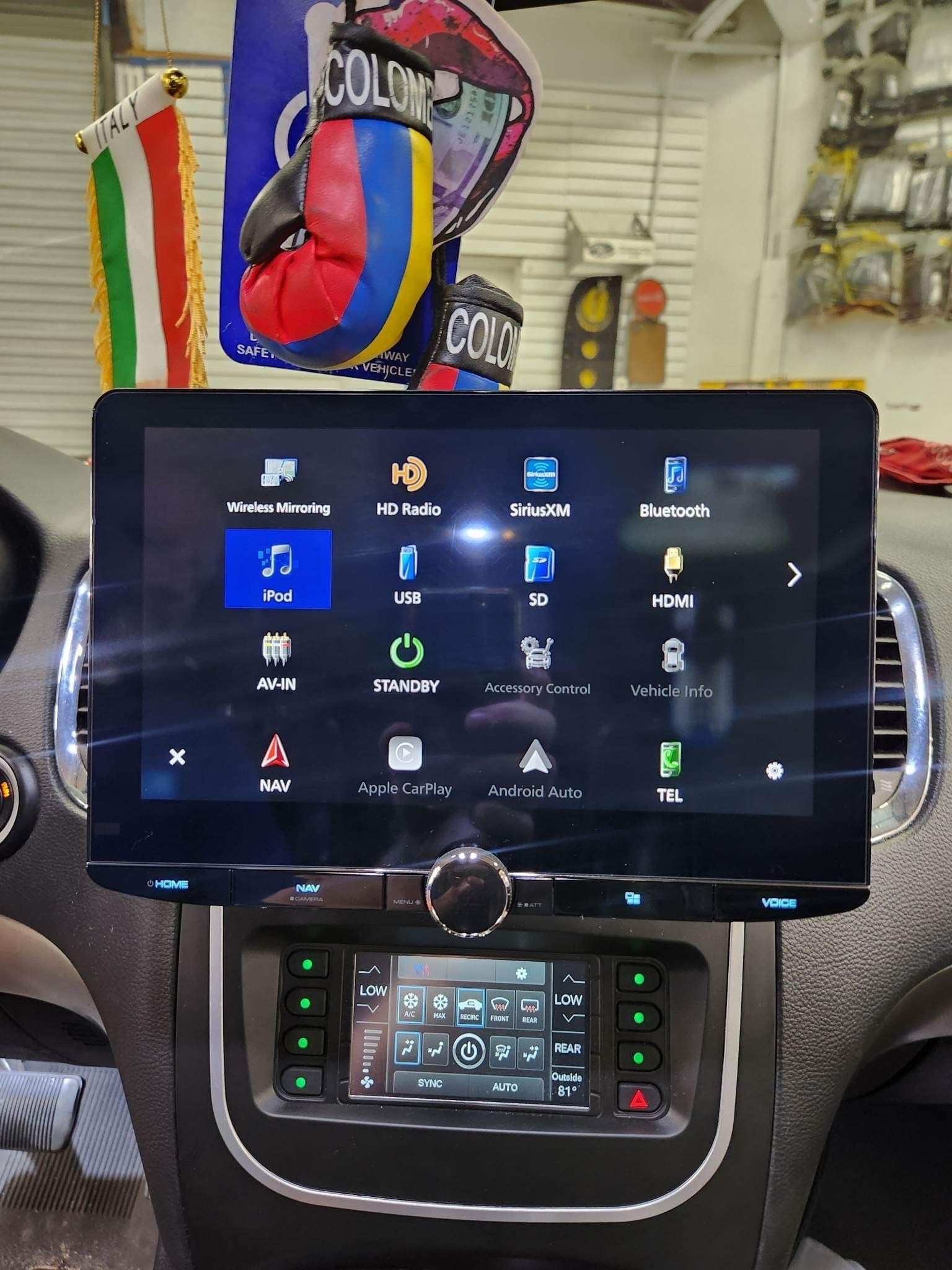 Dodge Durango Monitor System