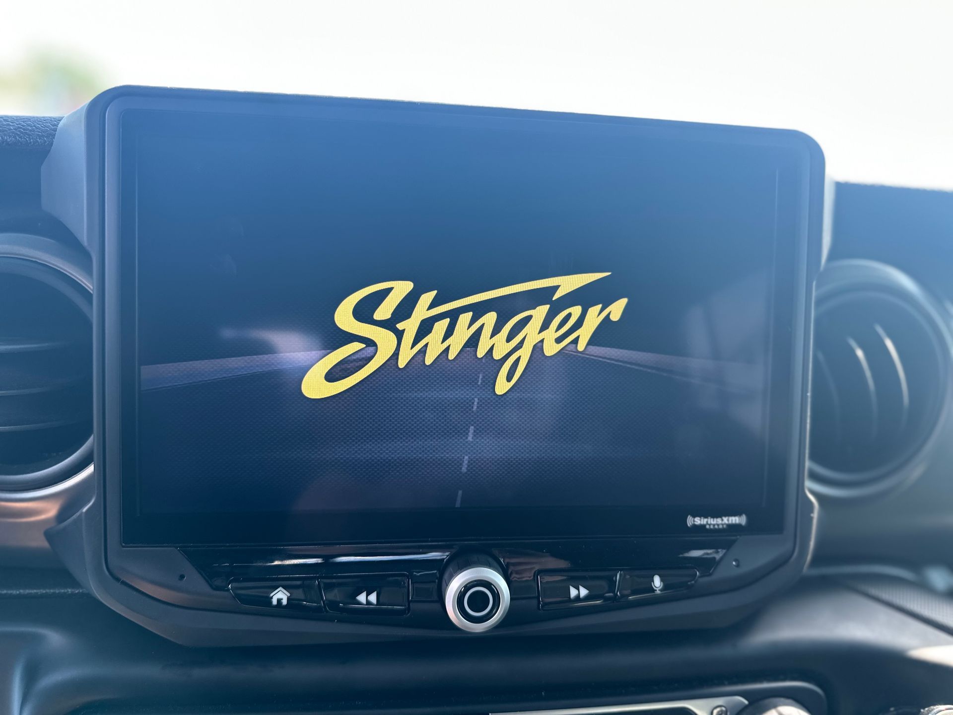 Jeep Gladiator Monitor