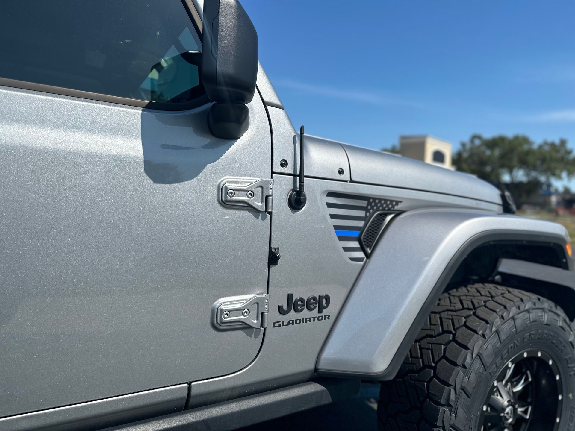Jeep Gladiator Side View