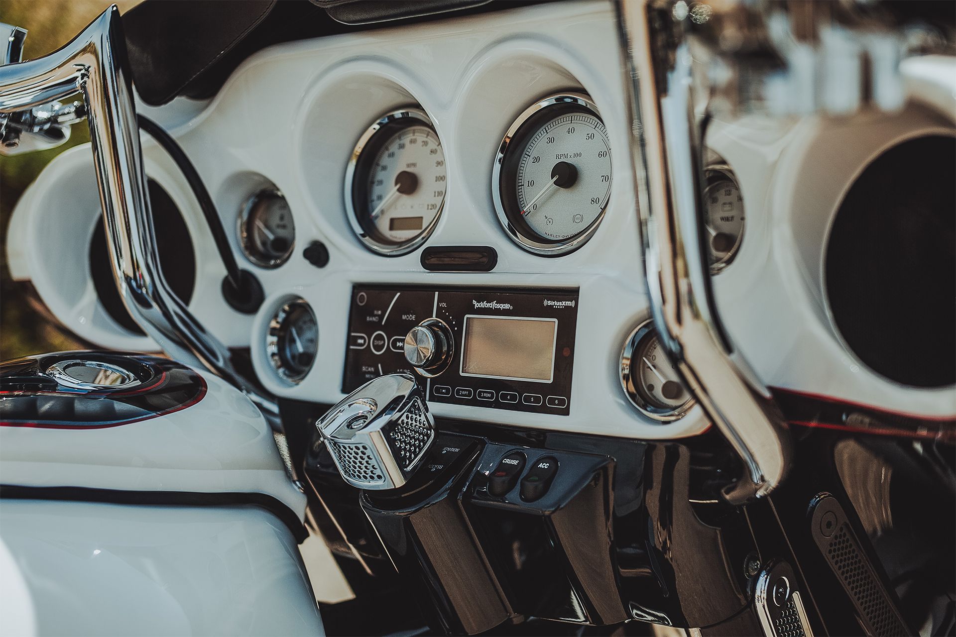 White motorcycle audio screen