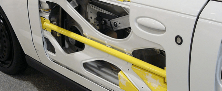 Auto door repair