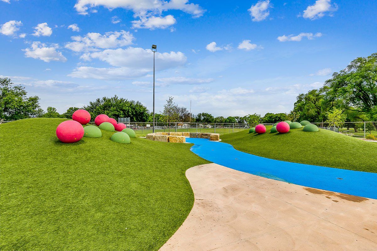 1900 S Hydraulic Ave-2