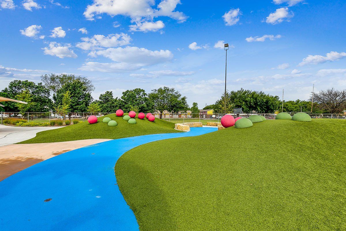 1900 S Hydraulic Ave-3