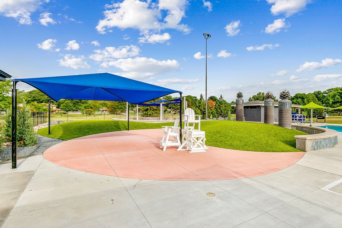 9500 Provincial St-7