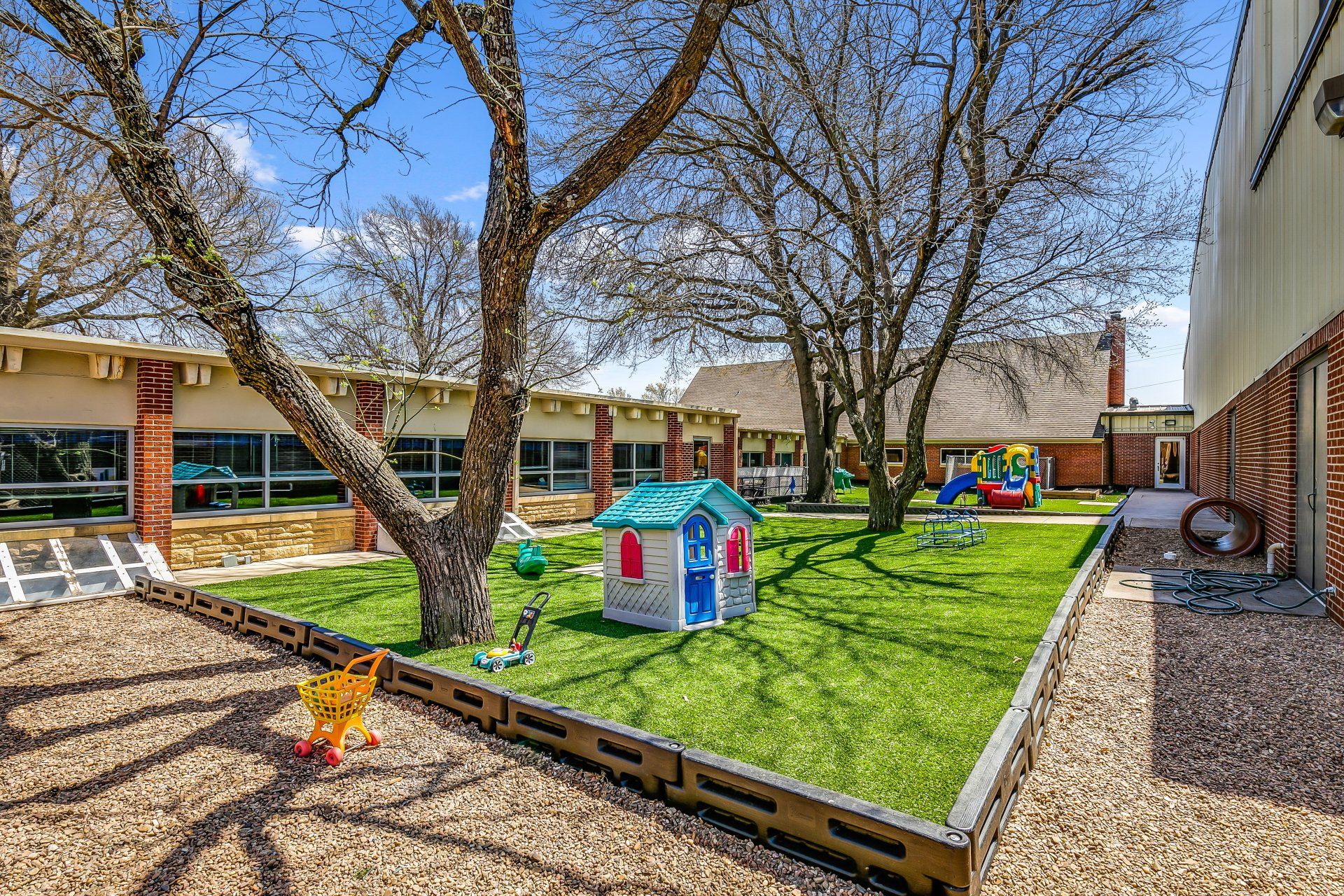 outdoor play place