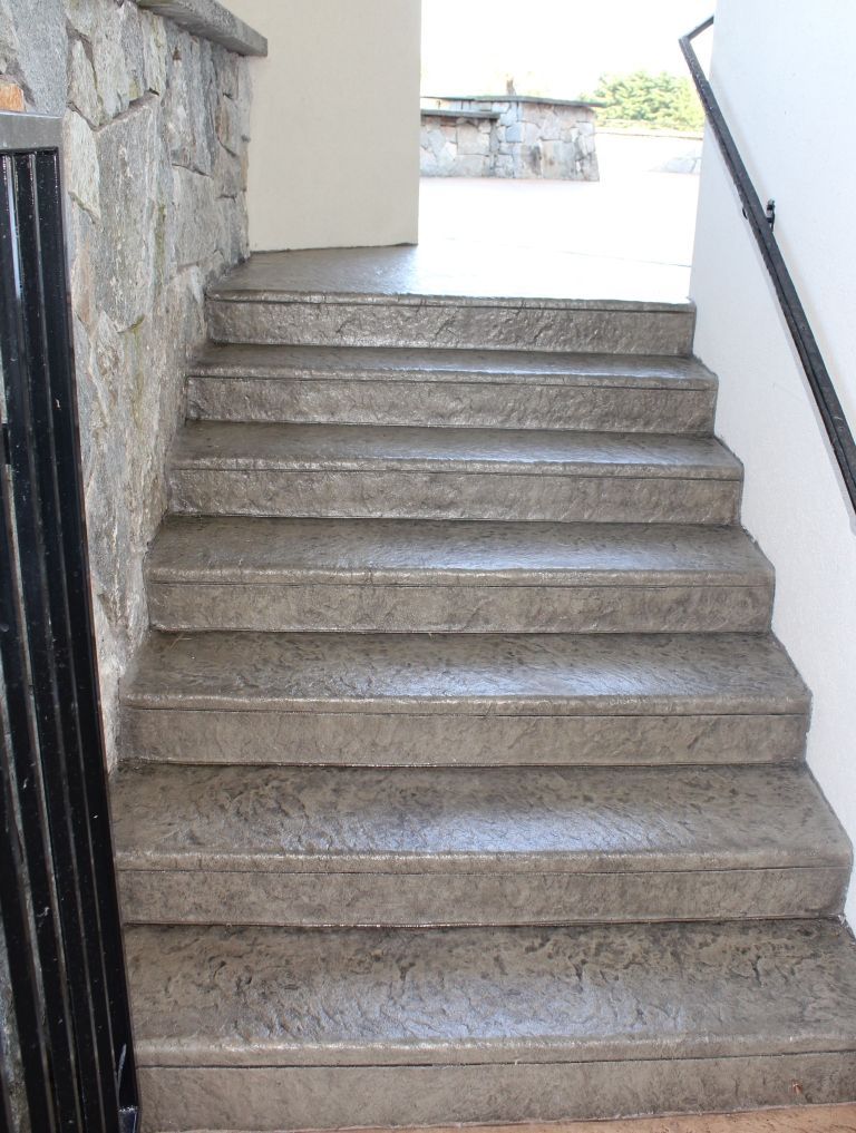 Concrete steps