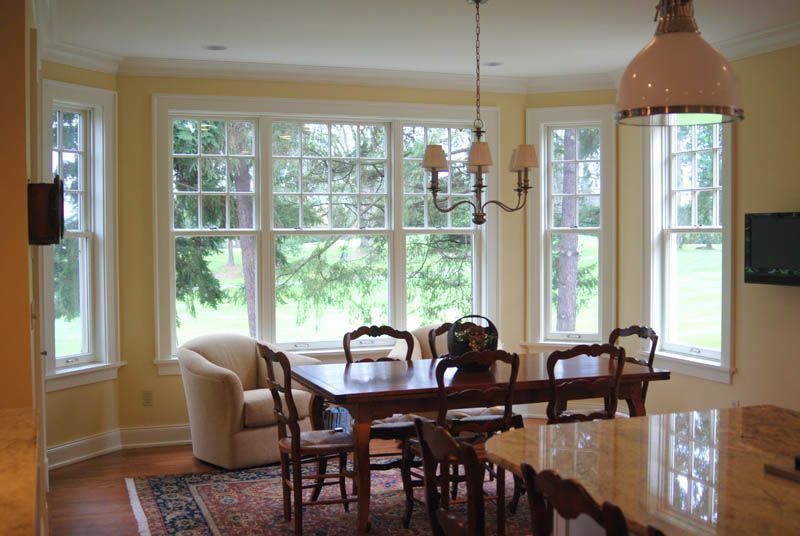 Spacious dining room