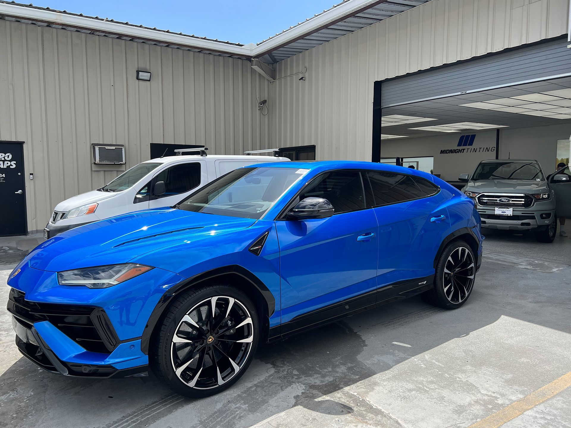 Auto Tinting Service