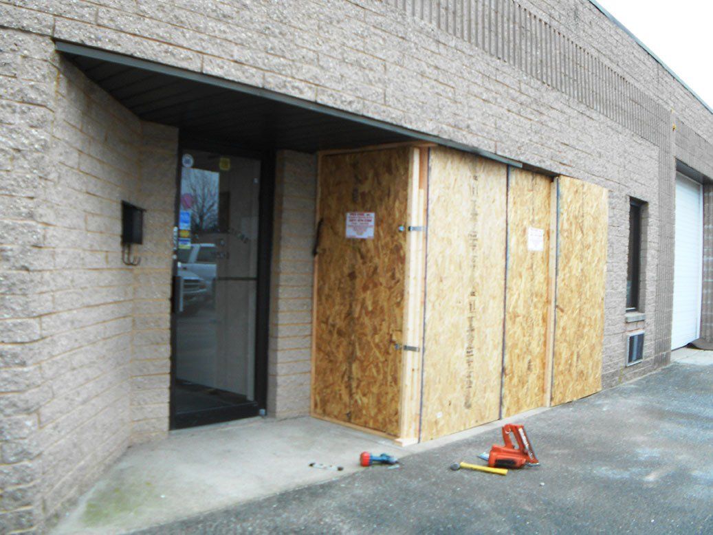 Provide Emergency Board Up Services